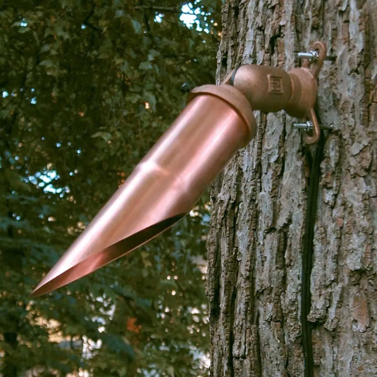 copper-tree-light