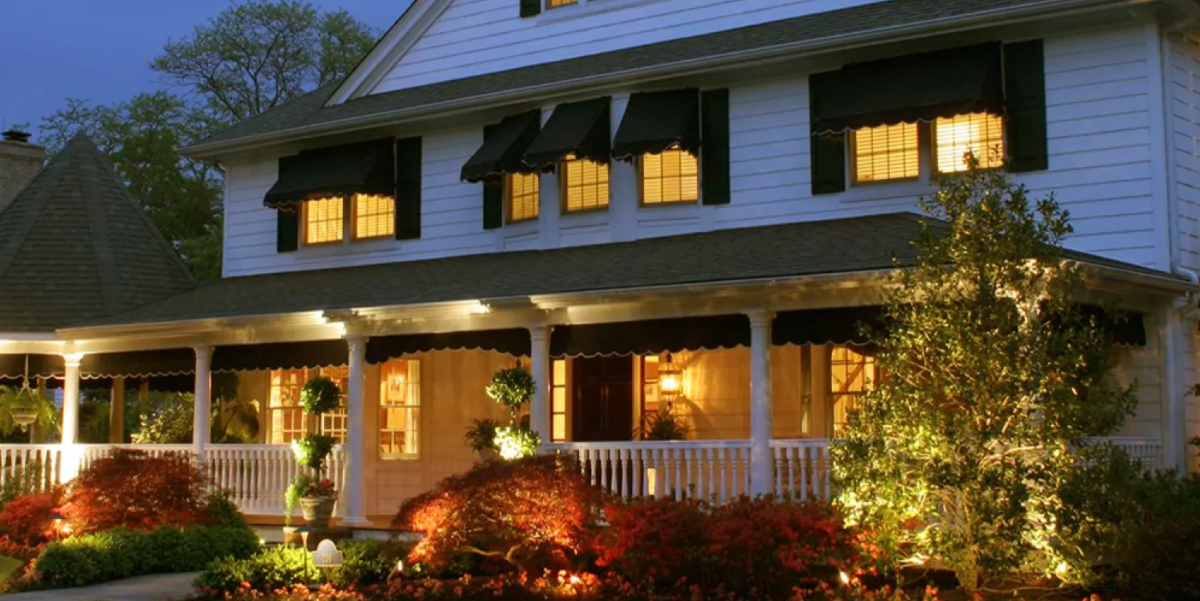 front-porch-with-landscape-lights