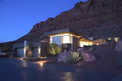 A Straightforward Guide: Dusk to Dawn Lighting