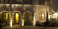 How to Create the Perfect Mood with Dimmers, Lighting Zones, and Landscape Lighting Techniques