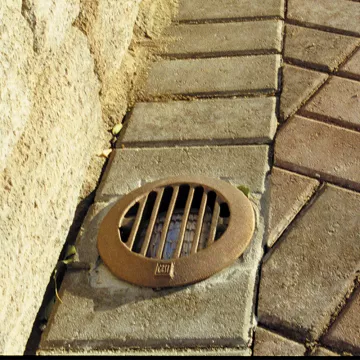 Stone Well Light Installation 
