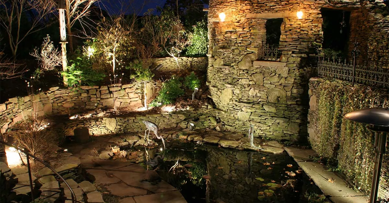 The 7 Most Commonly Lit Landscape Design Elements