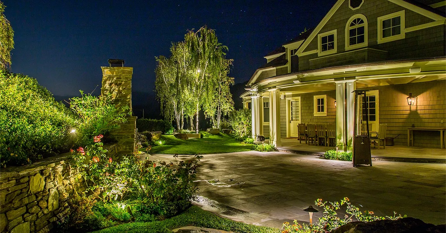Outdoor Lighting Fixtures You’ll Want in Your Home