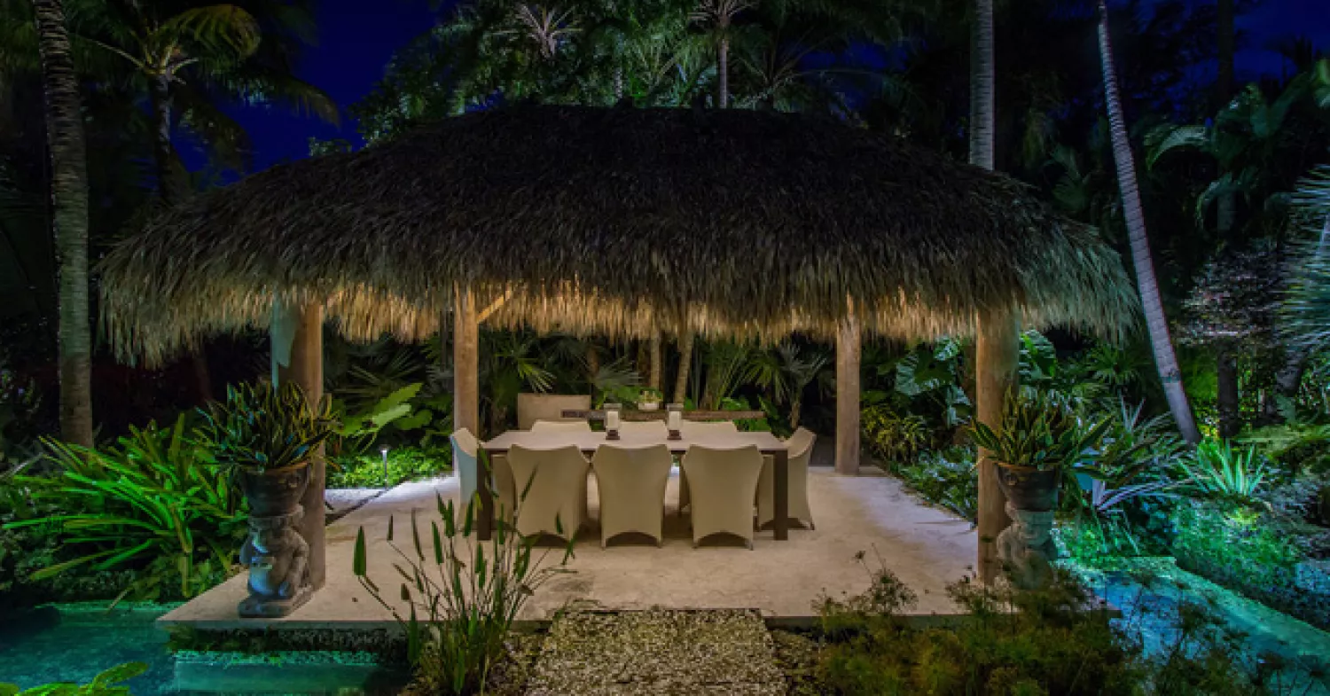 How to Light Water Features Like a Pro